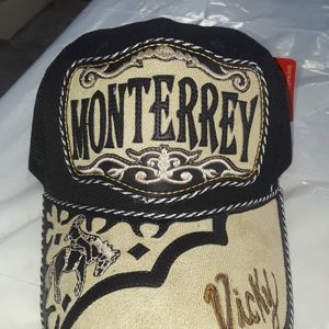 Meet your Posher, Vicky